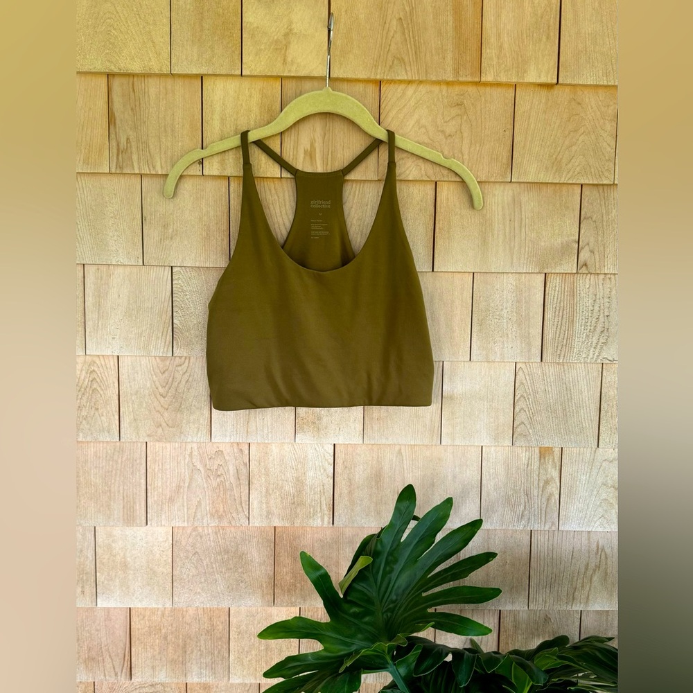 GIRLFRIEND COLLECTIVE Cleo Halter Bra (M, Fern)